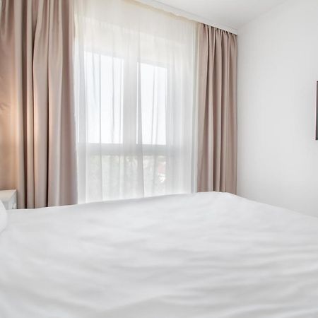 Vancouver Flat Oradea Eksteriør billede